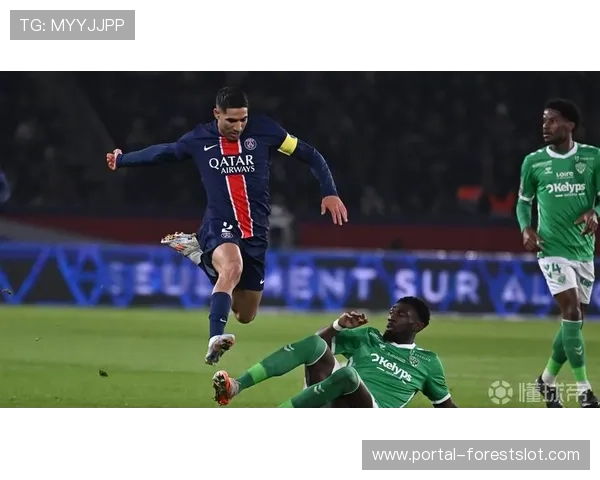 阿什拉夫双响巴黎力克对手 3-0胜马赛登顶法甲榜首