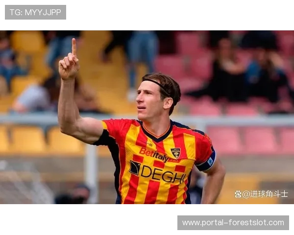 都灵1-2遭莱切逆转,防守失误连丢两球陷保级区 都灵1-2遭莱切逆转,防守失误连丢两球陷保级区