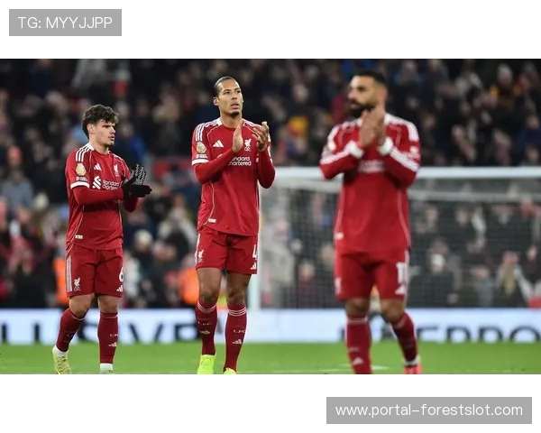 英超赛季半程收官，阿森纳领跑黑马搅局成主题